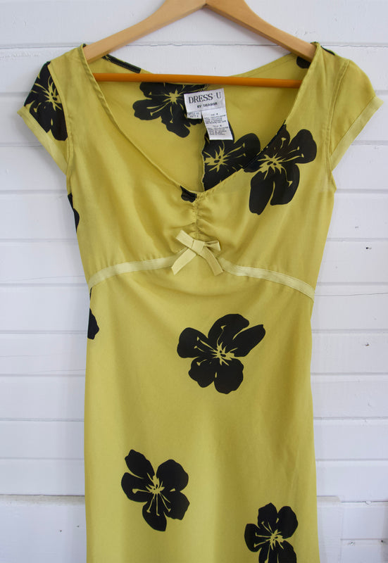 Vintage Avocado Green 2000s Hibiscus flower Dress