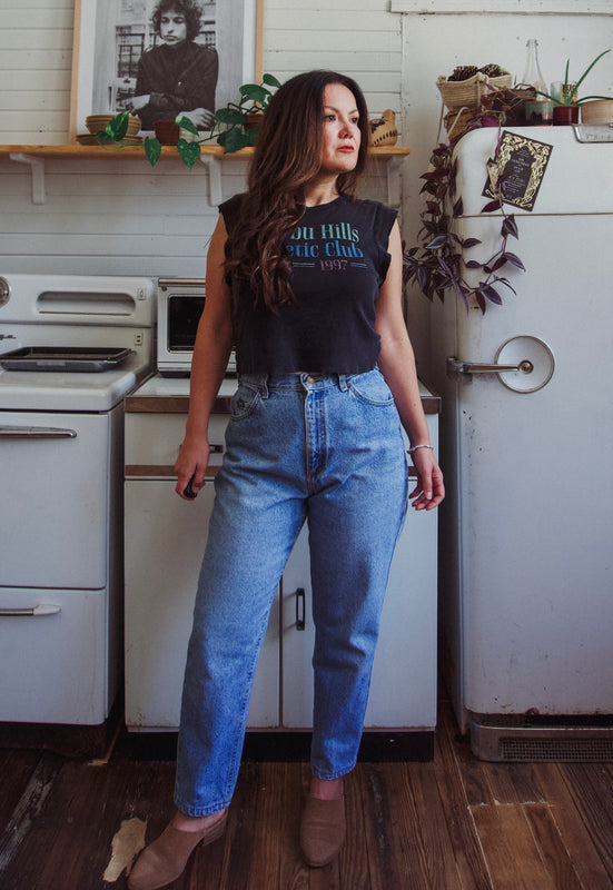Christie Araujo Tapered Leg Medium Blue Cotton Jeans 27
