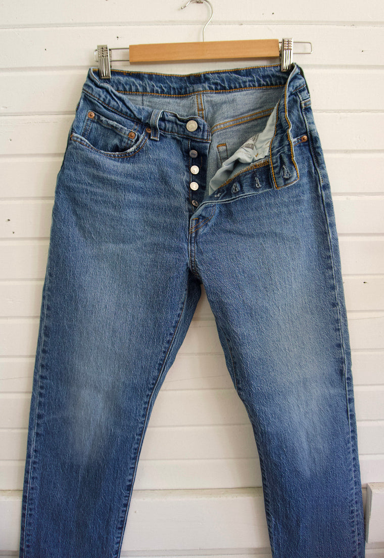 Contemporary Levis 501s Button Fly Classic Straight Leg Second Hand