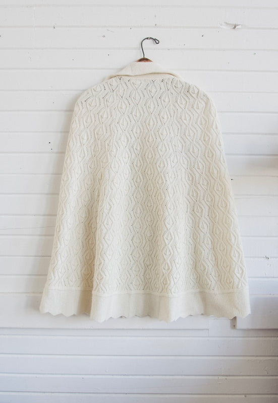 British Vogue Wintuck Knit Cape Cream with Pearl Jelly buttons