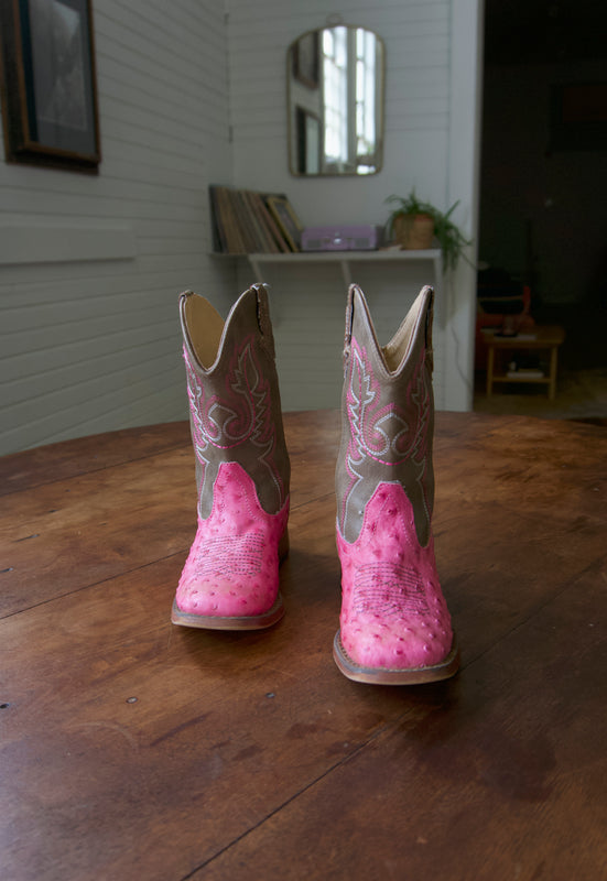 Girls Pink Contemporary Ropers Faux Ostrich Size 12 Second-hand