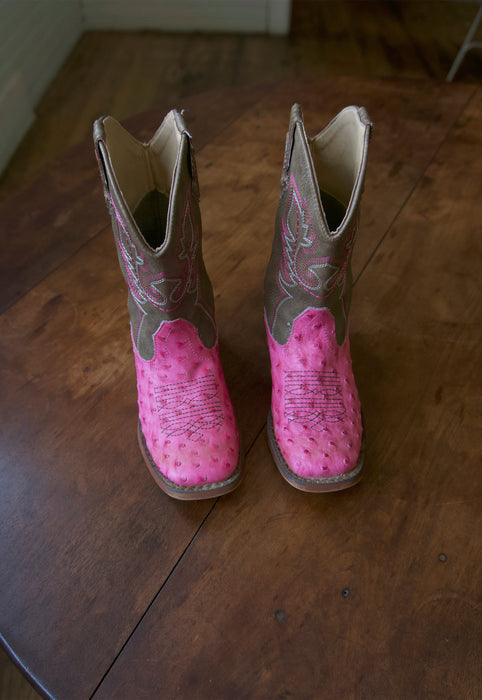 Girls Pink Contemporary Ropers Faux Ostrich Size 12 Second-hand
