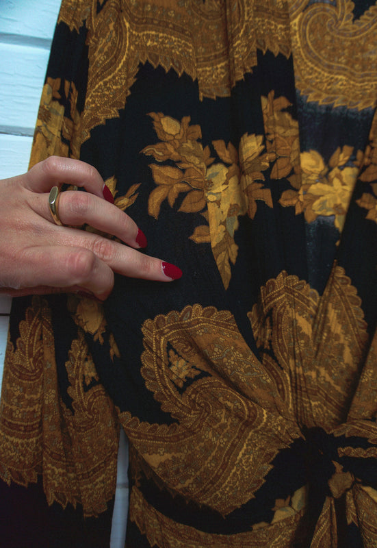 Vintage Idylwild Woods Kimono Style Rayon Gold Paisley Wrap Top