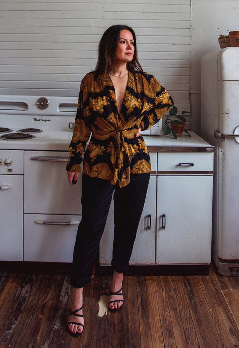 Christie Araujo Vintage Idylwild Woods Kimono Style Rayon Gold Paisley Wrap Top