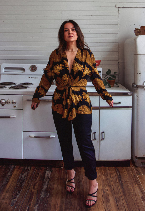 Christie Araujo Vintage Idylwild Woods Kimono Style Rayon Gold Paisley Wrap Top