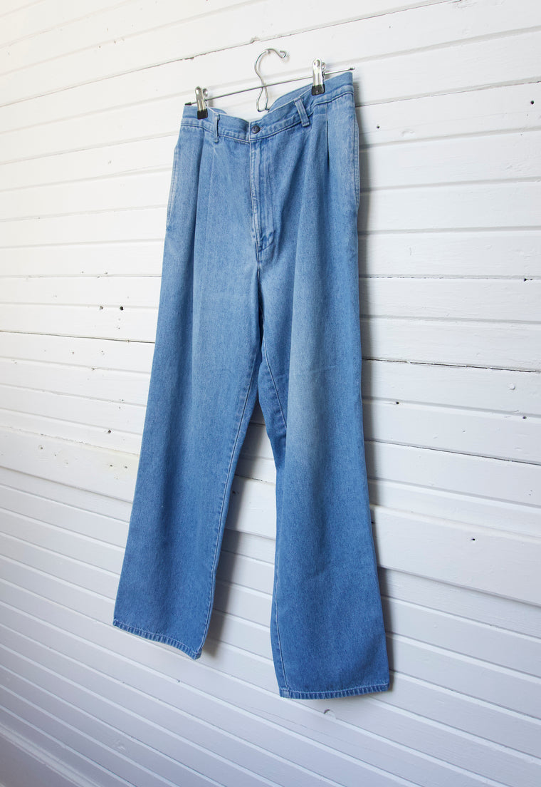 Vintage Pleated Baggy Jeans