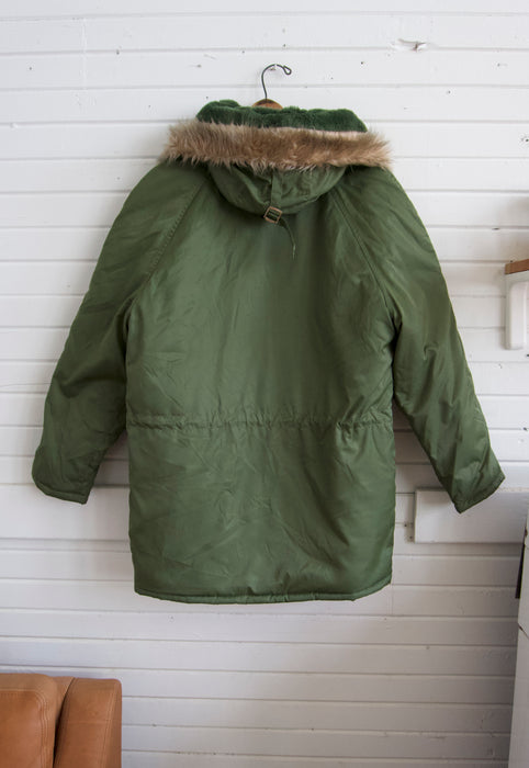 Vintage 70s Work Leisure Army Green Quilted Snorkle Parka