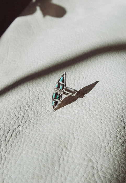 Vintage Sterling Silver Turquoise Zuni Needlepoint Ring