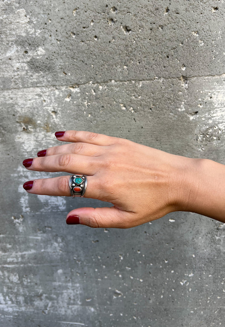 Vintage Turquoise & Coral Crown Ring