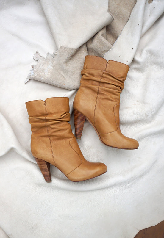 Idylwild Vintage Camel Leather Stacked Heel Scrunch Boots